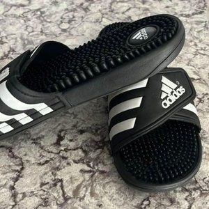 NEW Adidas Women's Adissage Slides Sandal